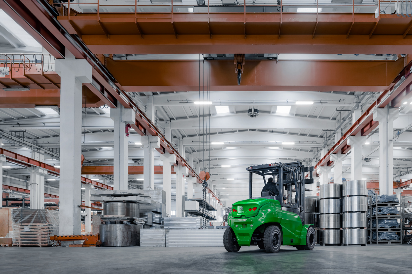 CESAB B800 Heavy Duty 4-Wheel Electric Counterbalance Forklift – 6000kg to 8500kg Capacity | High-Capacity Lithium-Ion Forklift for Heavy Industry
