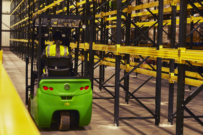 CESAB B200 Three-Wheel Electric Counterbalance Forklift – 1000kg, 1250kg, 1500kg Load Capacity | Compact Forklift for Warehouses