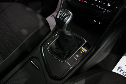 Volkswagen Tiguan  1.5 TSI Life 5dr