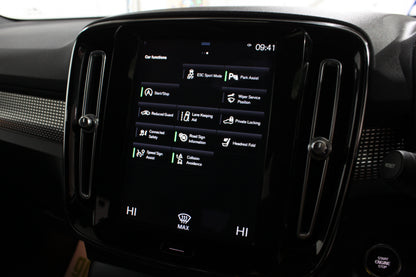 Volvo XC40 1.5 T3 [163] R DESIGN