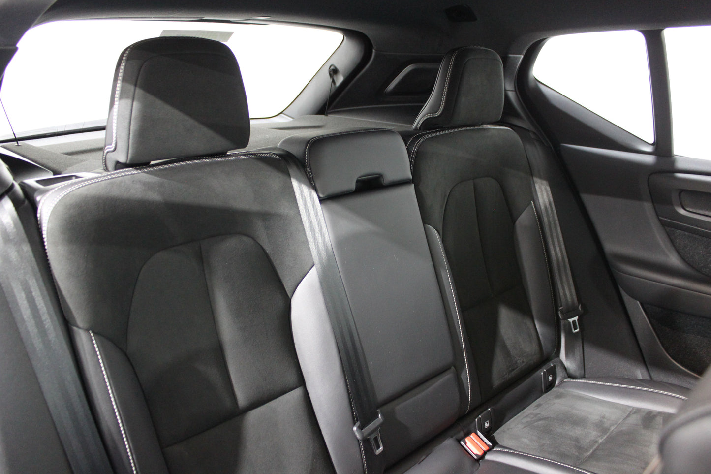 Volvo XC40 1.5 T3 [163] R DESIGN