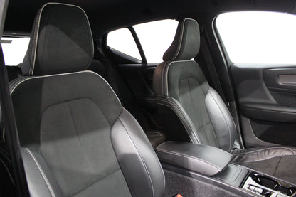 Volvo XC40 1.5 T3 [163] R DESIGN
