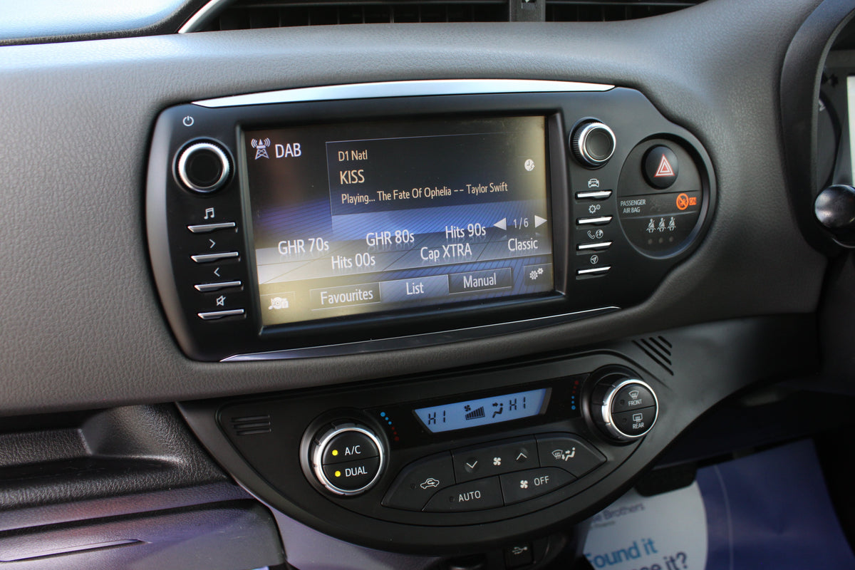 Toyota Yaris 1.5 Hybrid Icon 5dr CVT