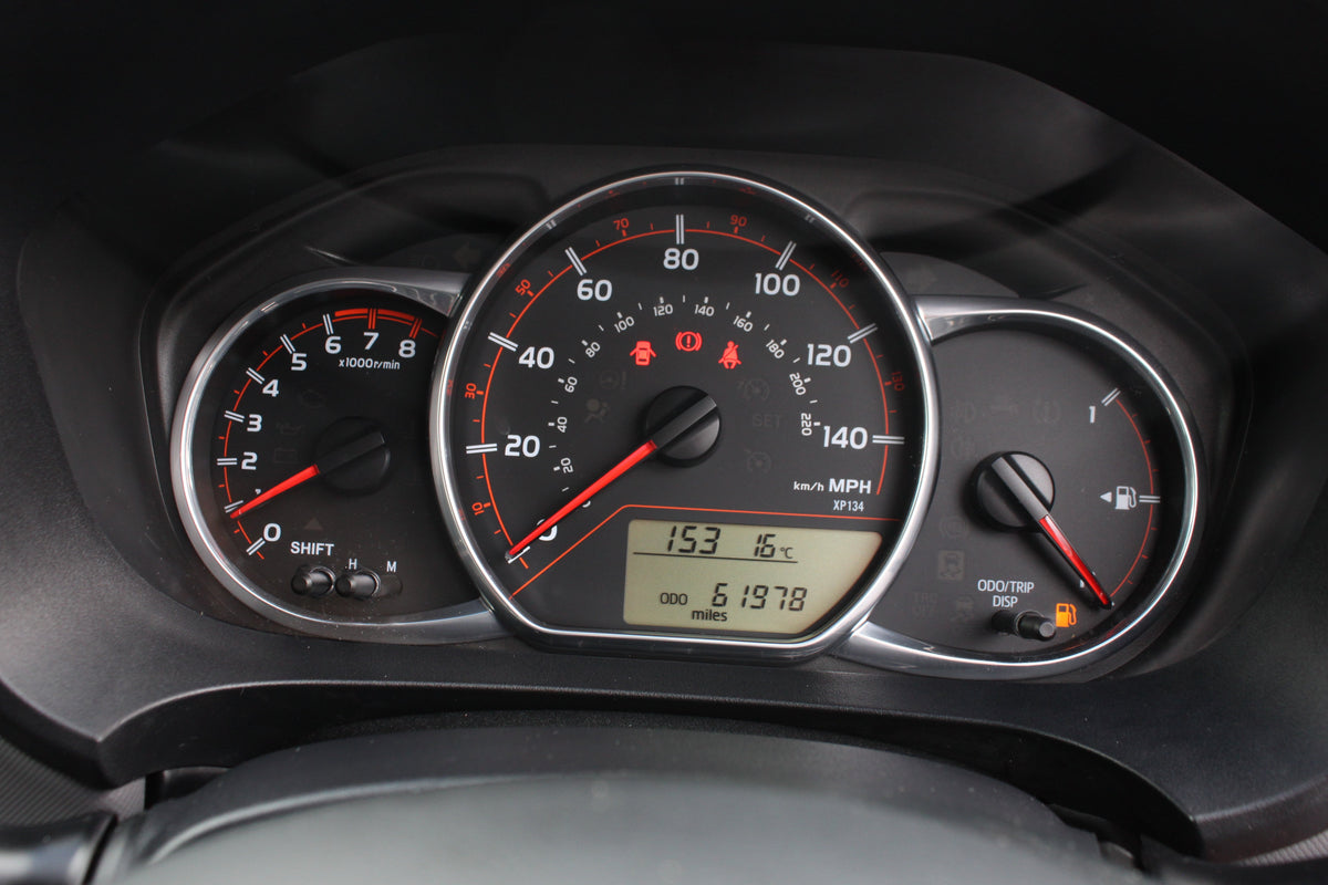 Toyota Yaris 1.33 VVT-i Sport 5dr
