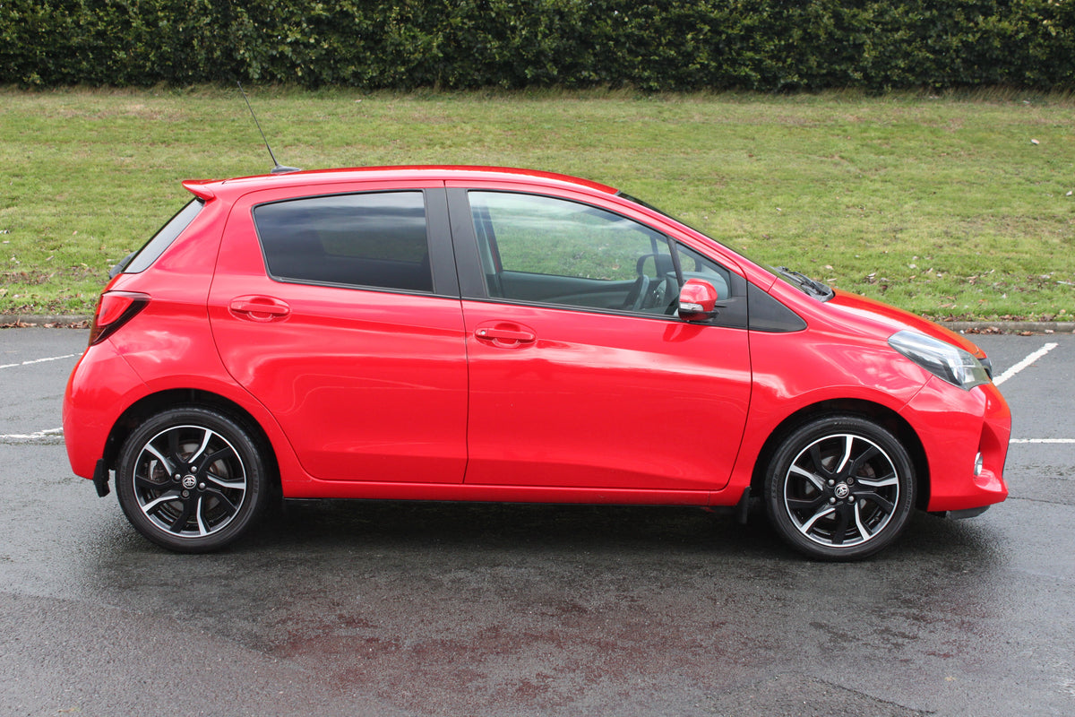 Toyota Yaris 1.33 VVT-i Sport 5dr