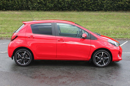 Toyota Yaris 1.33 VVT-i Sport 5dr